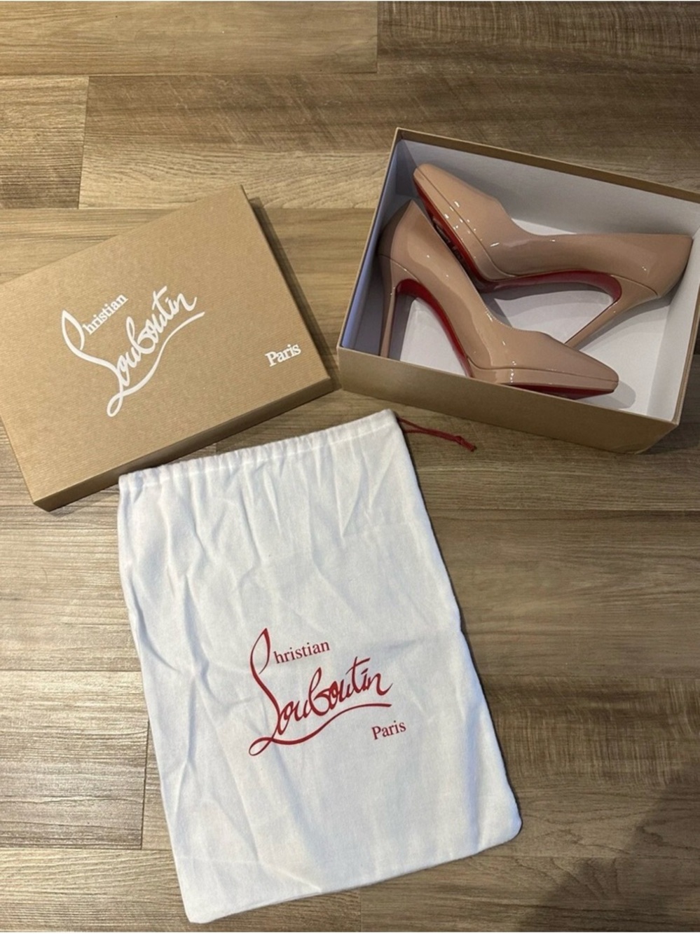 Christian Louboutin Pigalle Plato 120 size 39 Nude Patent Pointed Toe Pumps